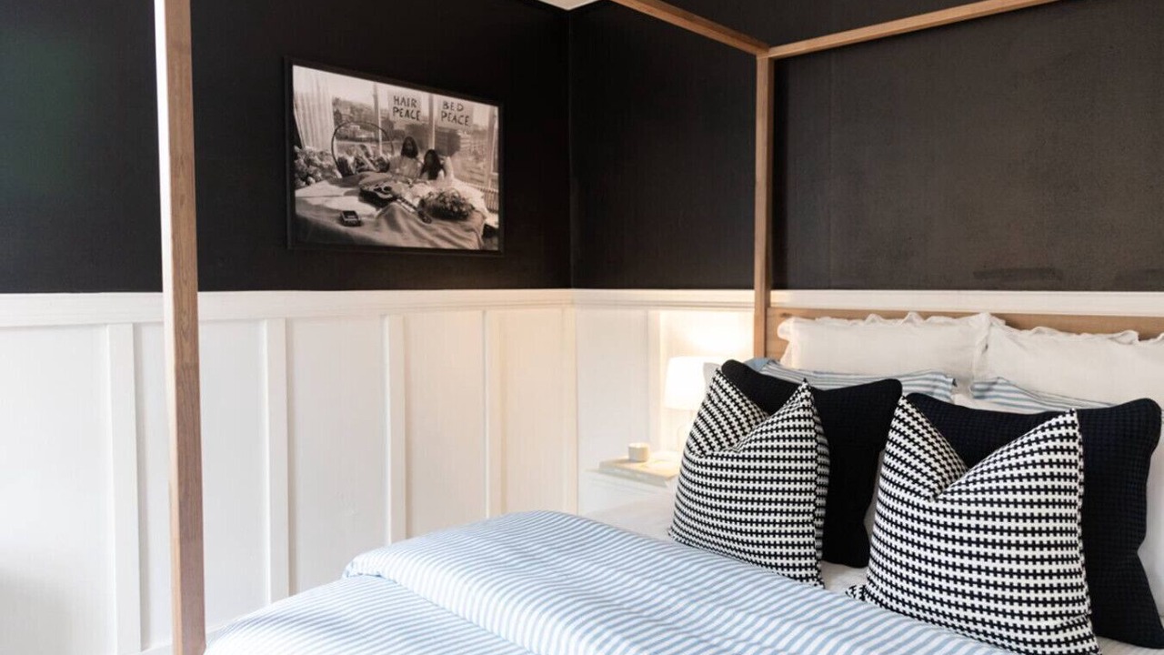 Photo of Bedroom in Newtonville
