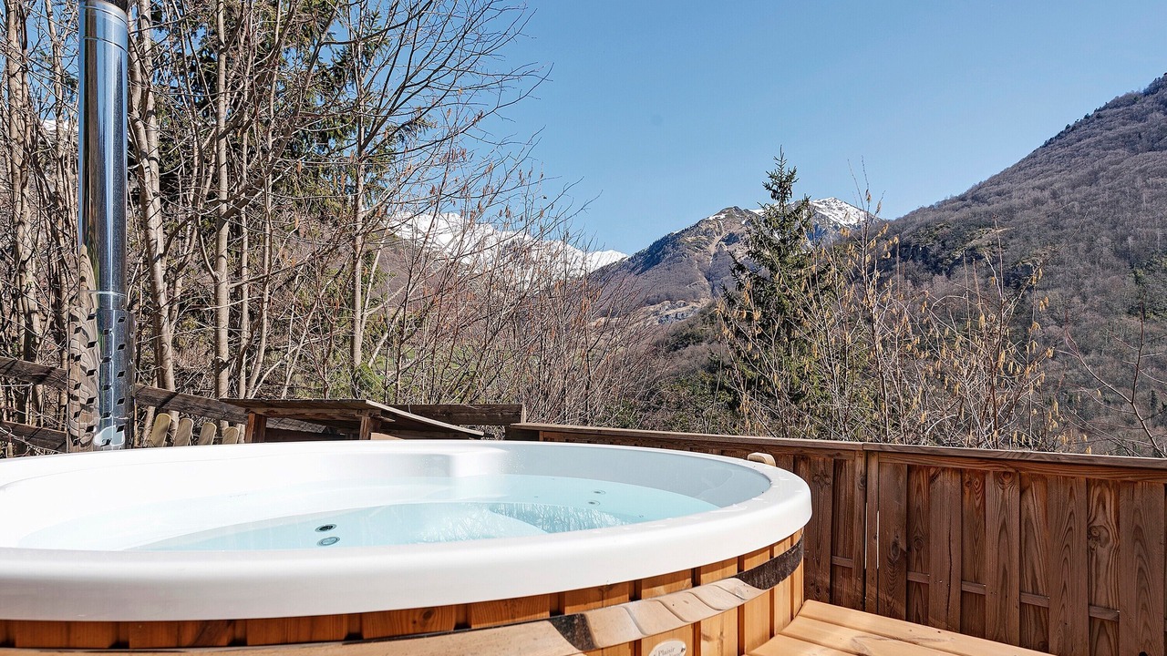 Photo of Outdoor in Gedre