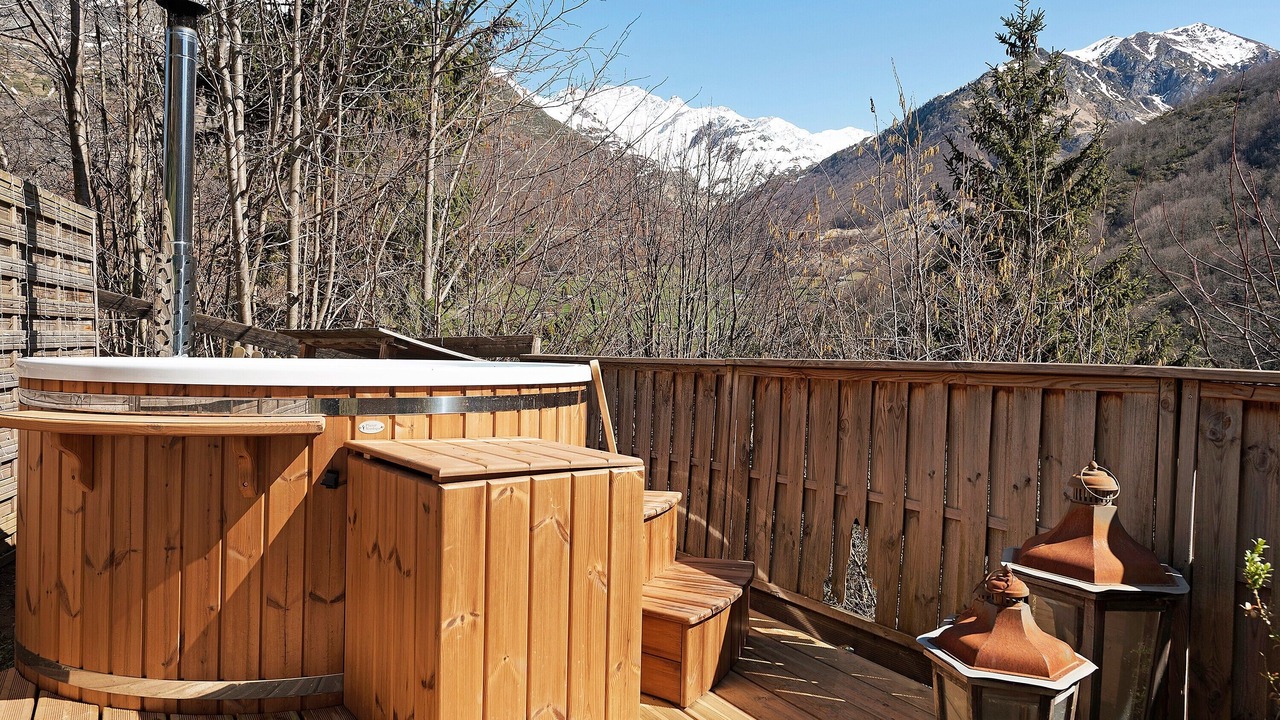 Photo of Outdoor in Gedre