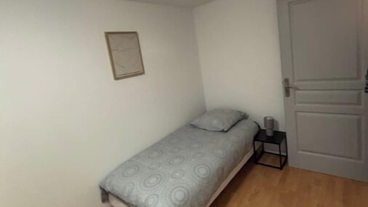 Photo of Bedroom in Pont-de-Larn