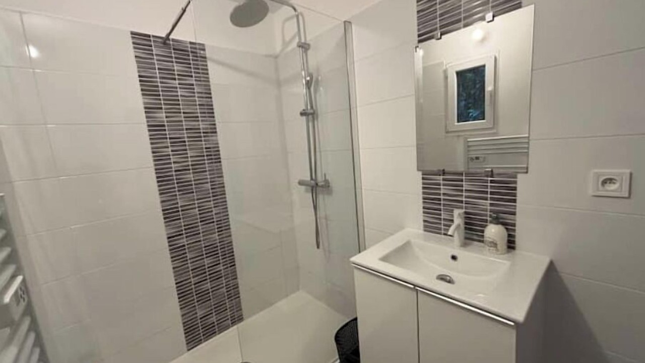 Photo of Bathroom in Pont-de-Larn