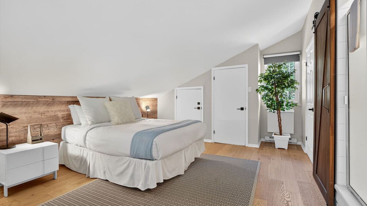 Photo of Bedroom in Mont-Tremblant
