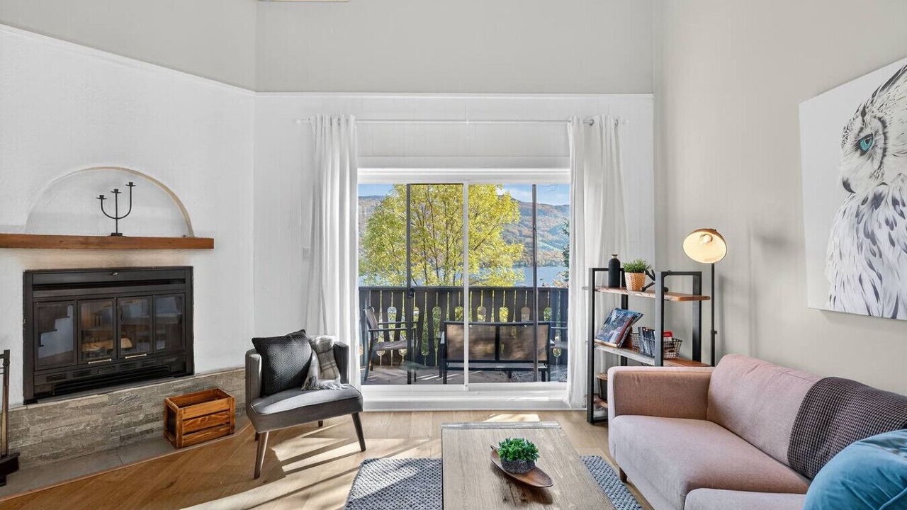 Photo of Livingroom in Mont-Tremblant