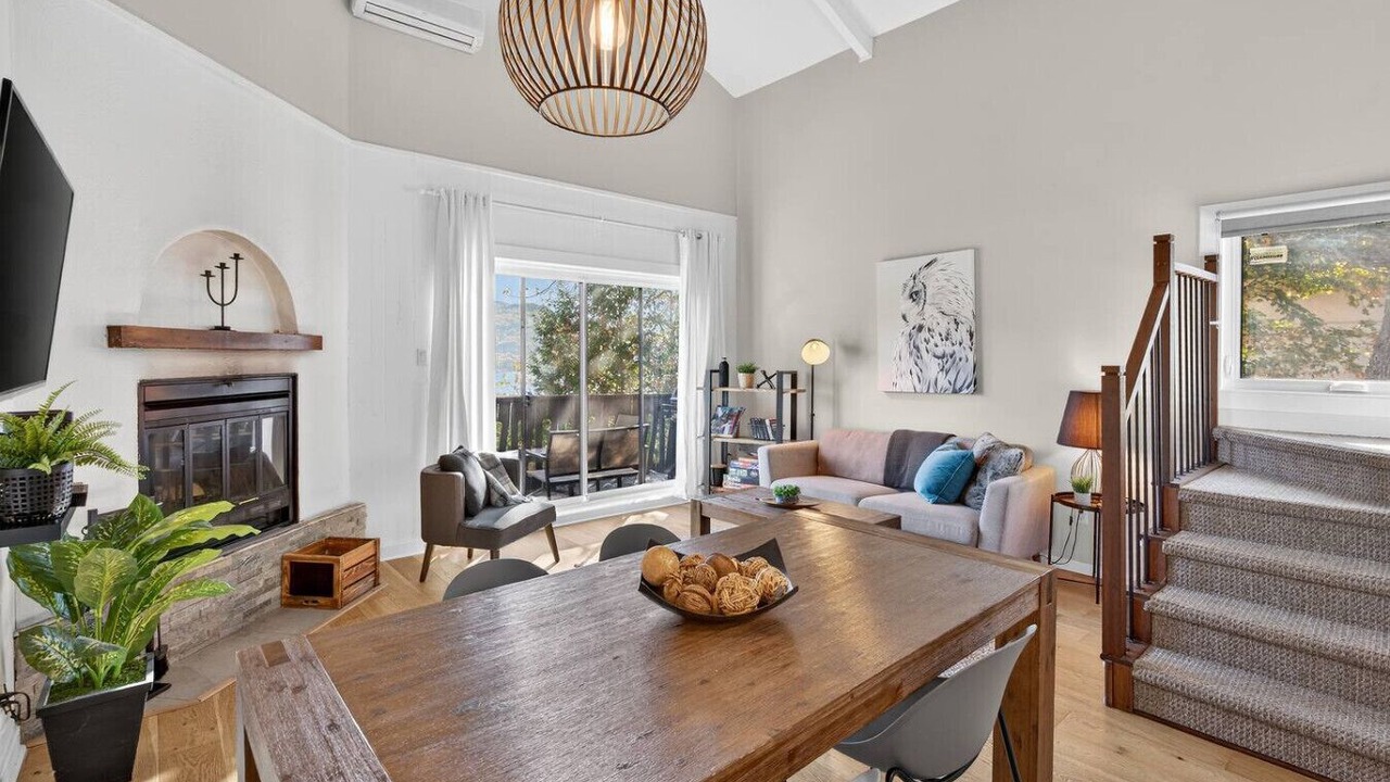 Photo of Livingroom in Mont-Tremblant