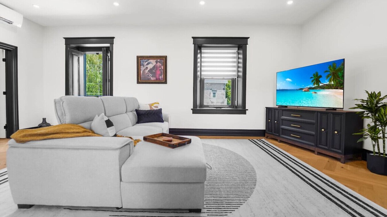 Photo of Livingroom in Salem