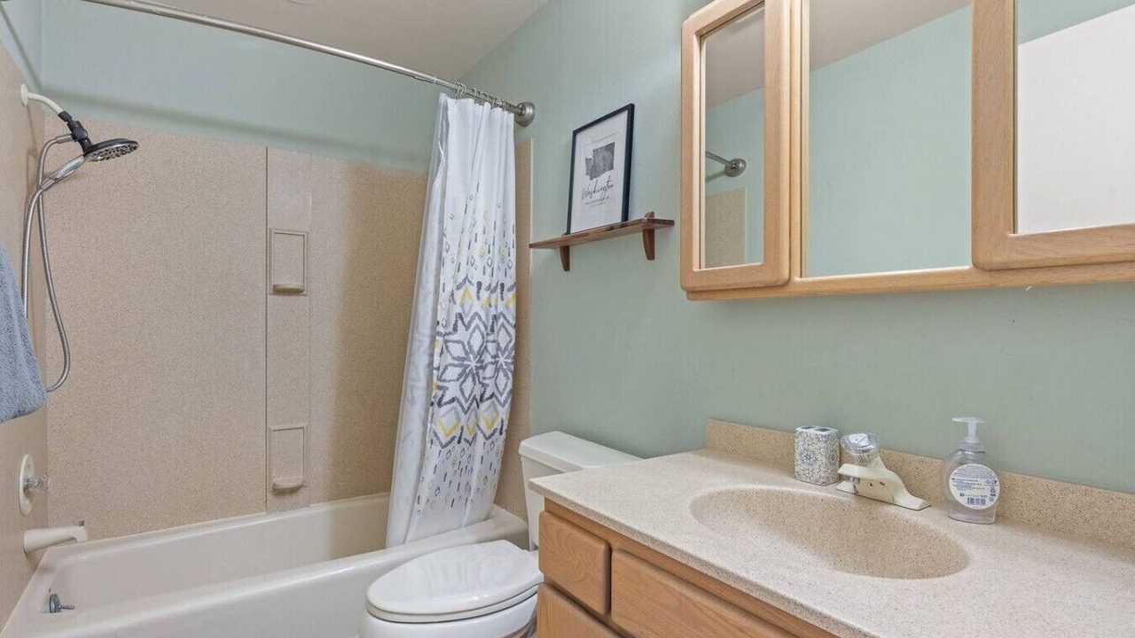 Photo of Bathroom in Auburn