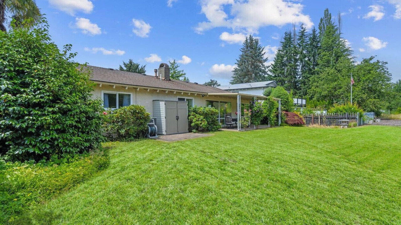 Photo of Outdoor in Auburn