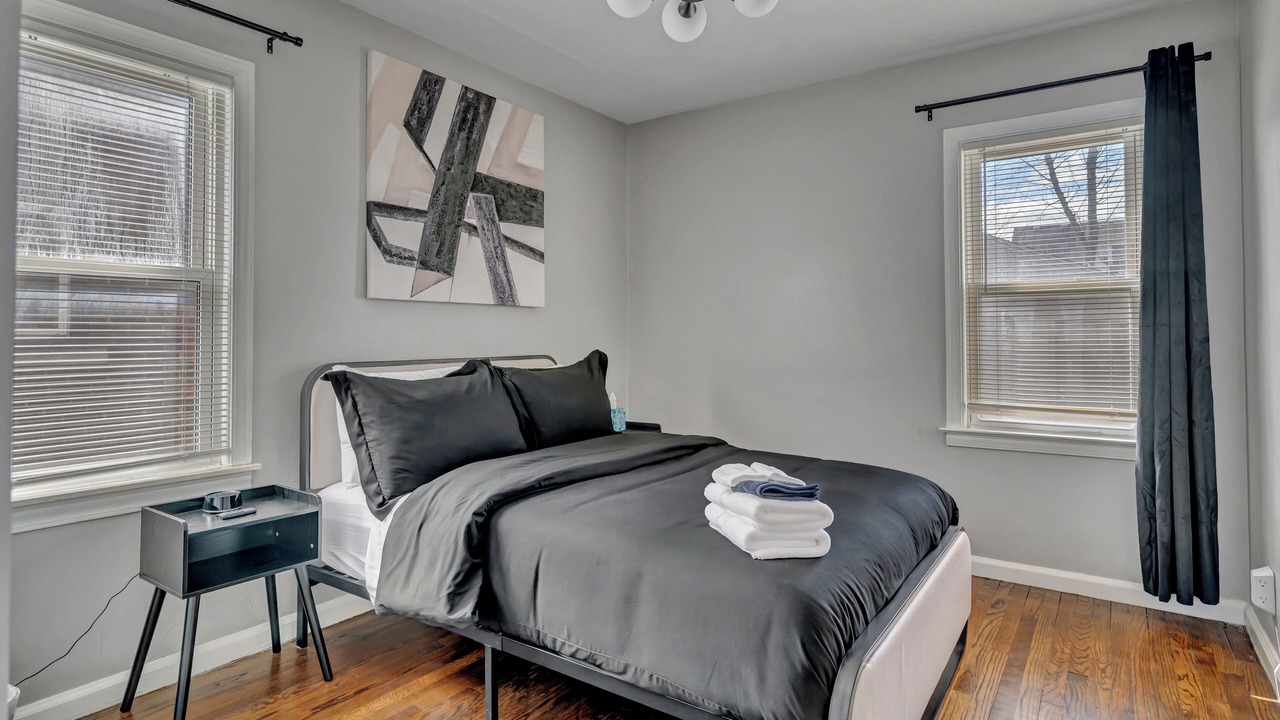 Photo of Bedroom in Ferndale