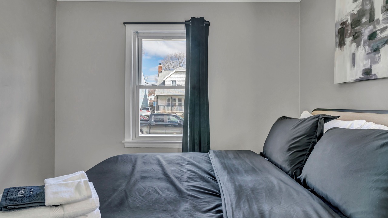 Photo of Bedroom in Ferndale