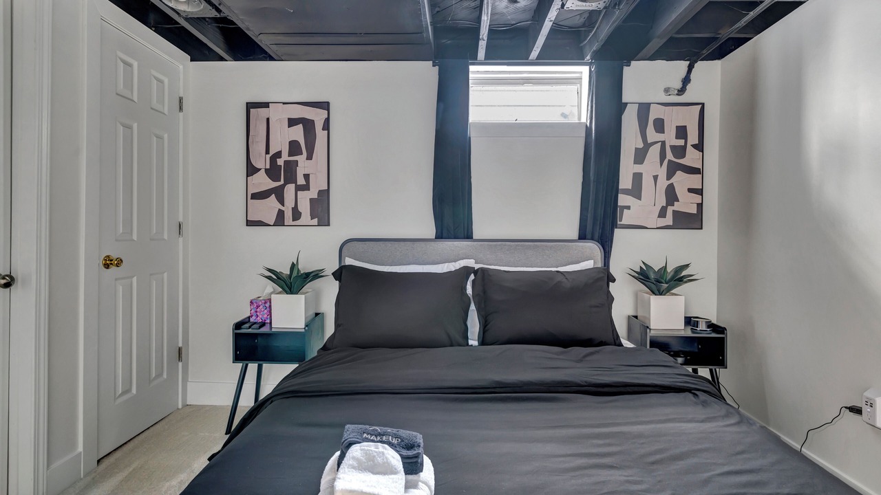 Photo of Bedroom in Ferndale
