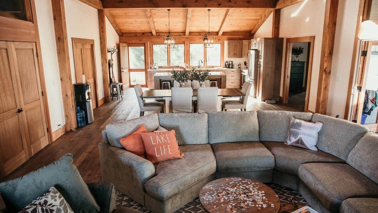 Photo of Livingroom in Kenora
