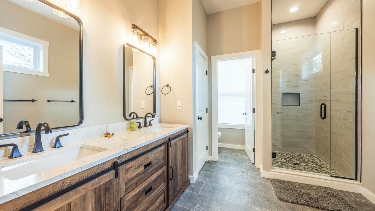 Photo of Bathroom in Northface
