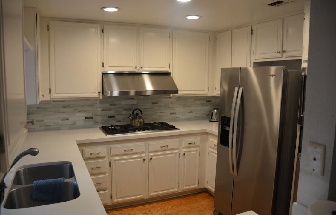 Photo of Kitchen in Warner Center