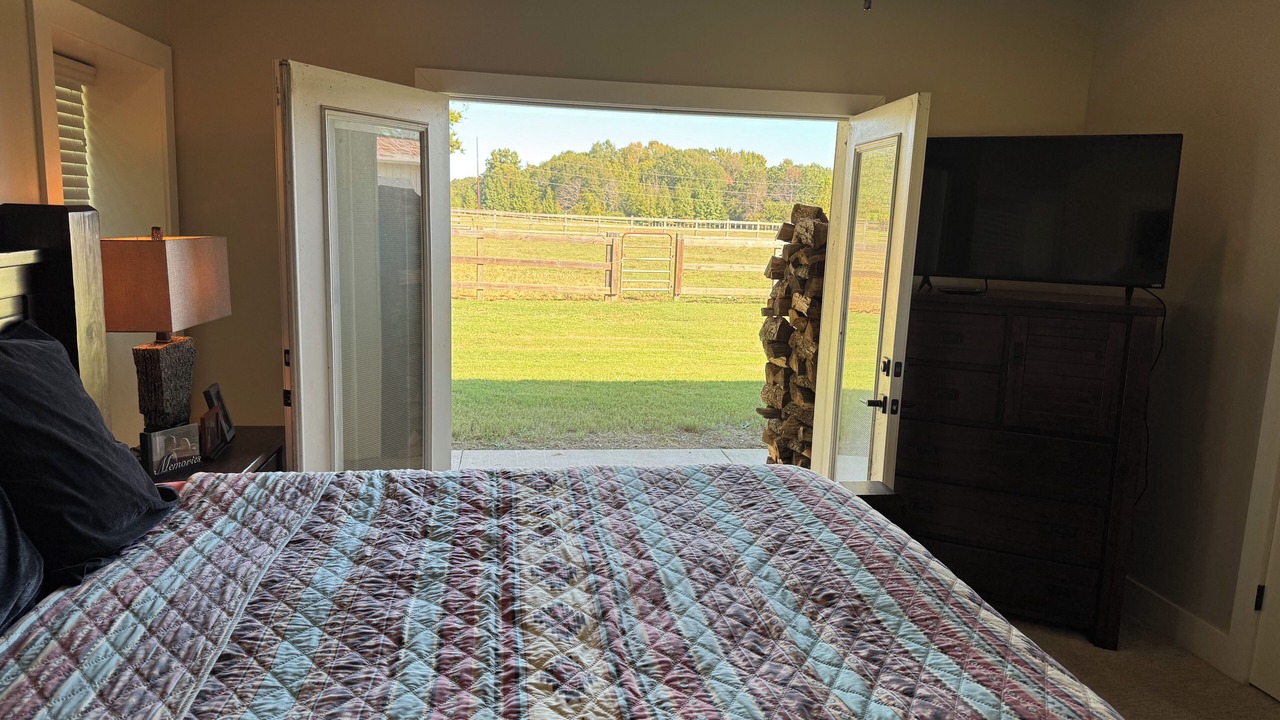 Photo of Bedroom in Lonoke
