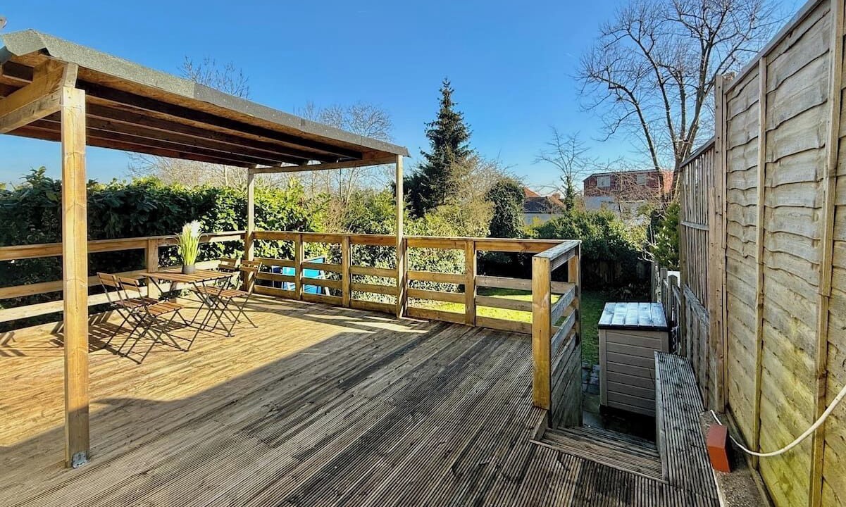 Photo of Outdoor in Hendon