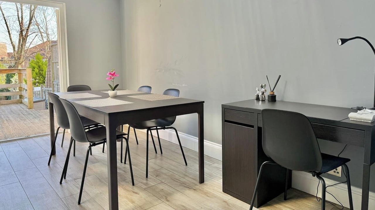 Photo of Others in Hendon