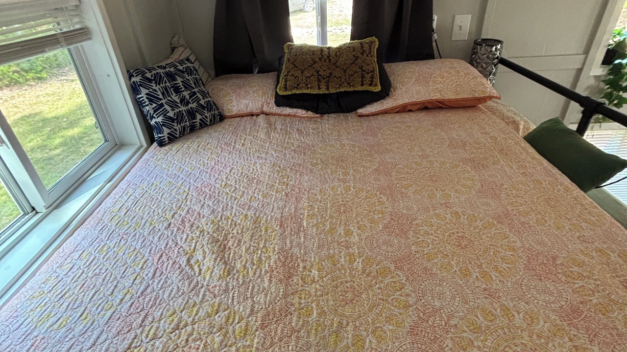 Photo of Bedroom in Piney Mountain
