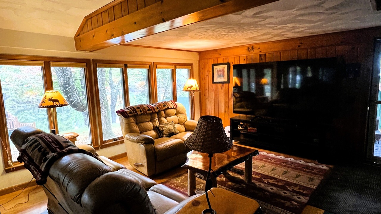 Photo of Livingroom in Town of Webb