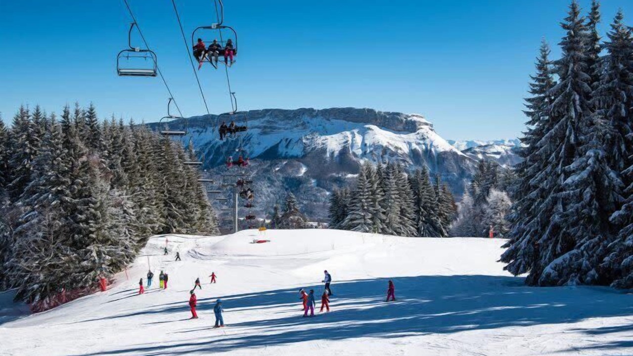 Photo of Others in Les Deserts