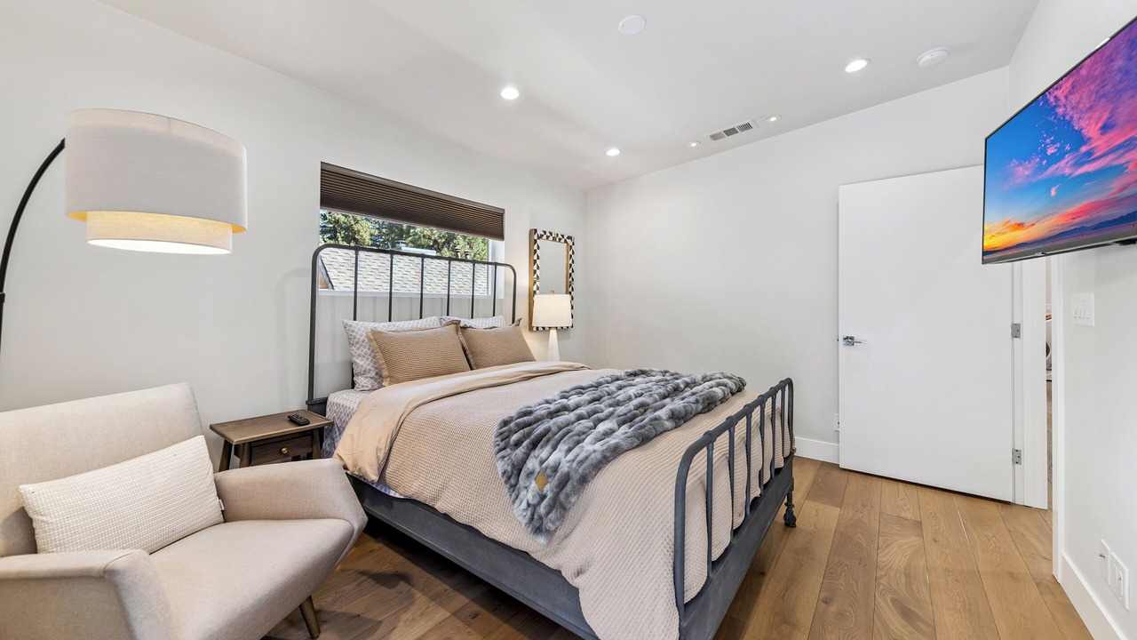 Photo of Bedroom in Sierra Tract
