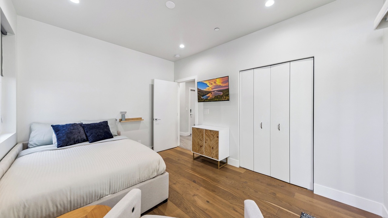 Photo of Bedroom in Sierra Tract