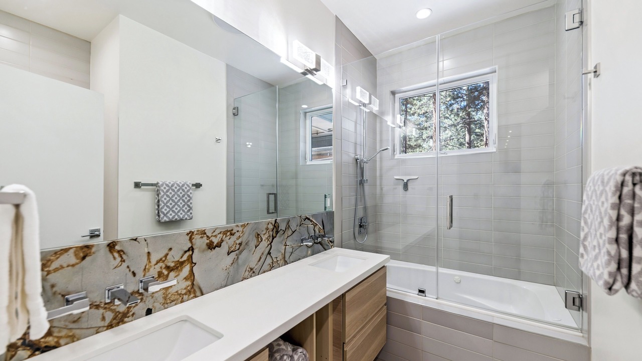Photo of Bathroom in Sierra Tract