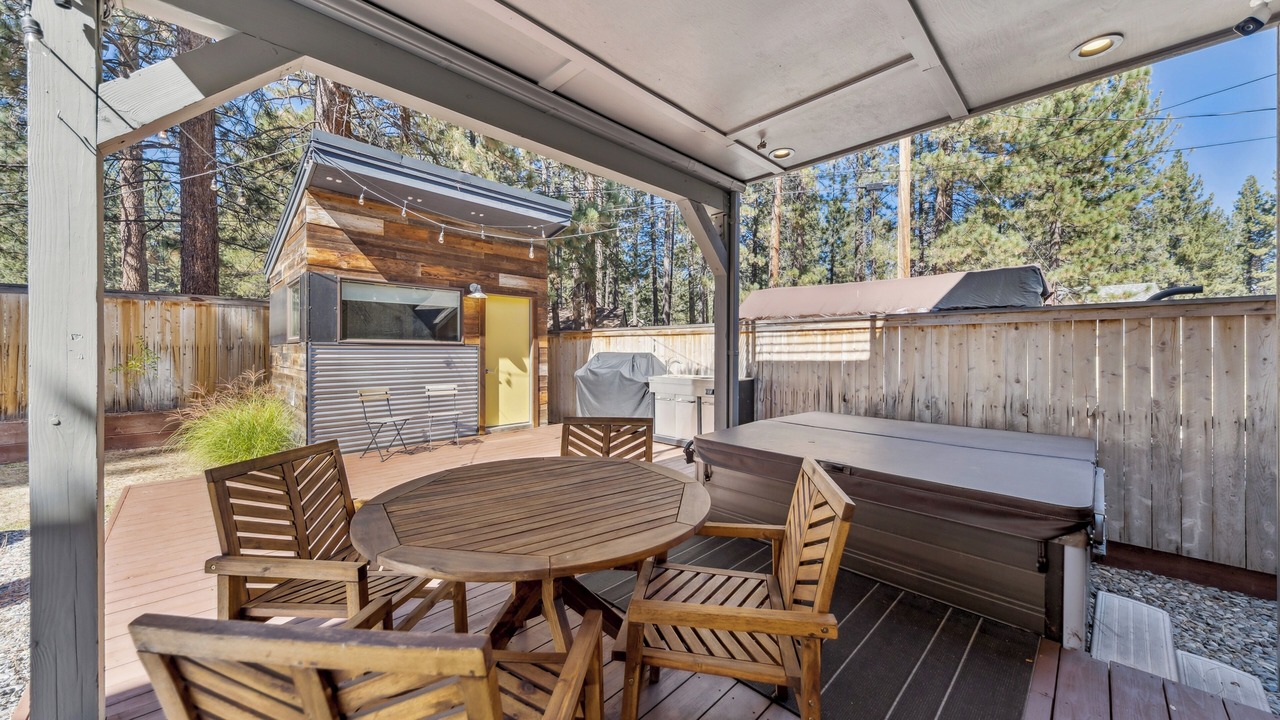 Photo of Outdoor in Sierra Tract