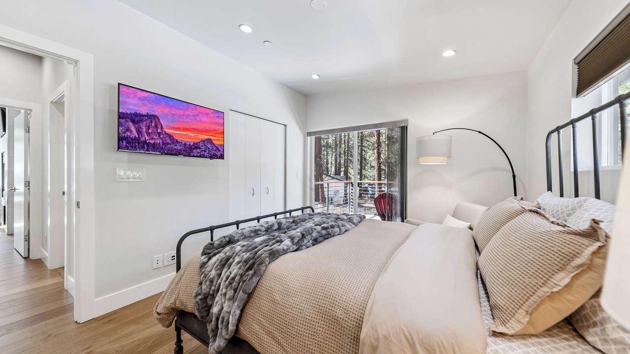 Photo of Bedroom in Sierra Tract