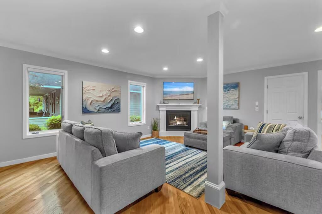 Photo of Livingroom in Westbrook