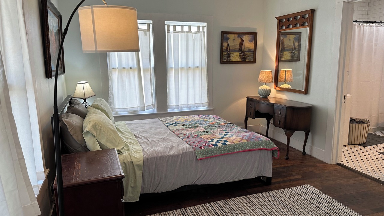Photo of Bedroom in La Grange