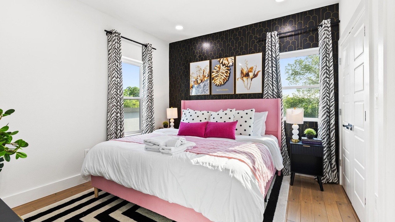 Photo of Bedroom in West Dallas