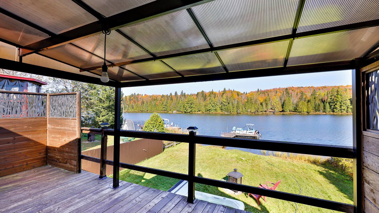 Photo of Patio Balcony in Saint Donat