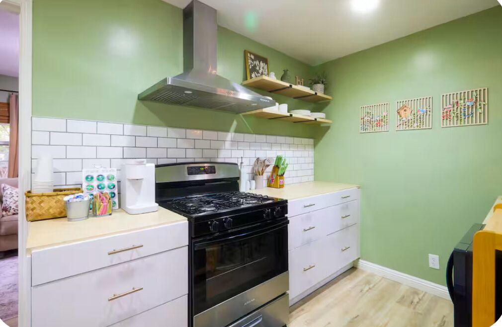 Photo of Kitchen in Newhall