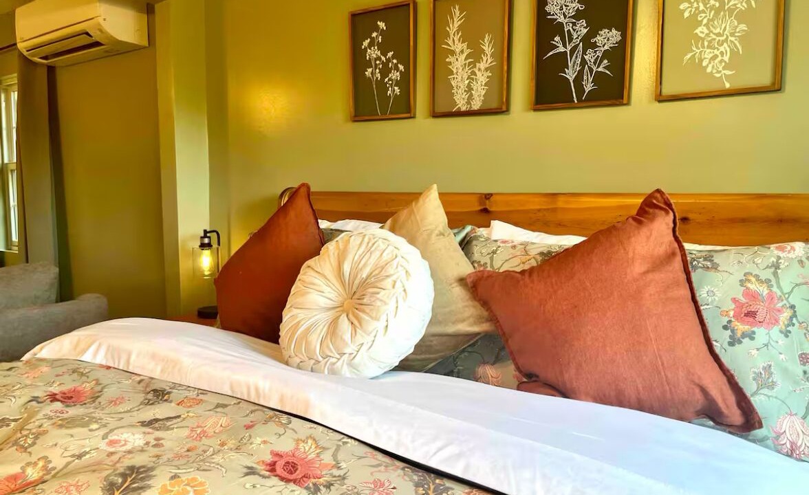 Photo of Bedroom in Newhall
