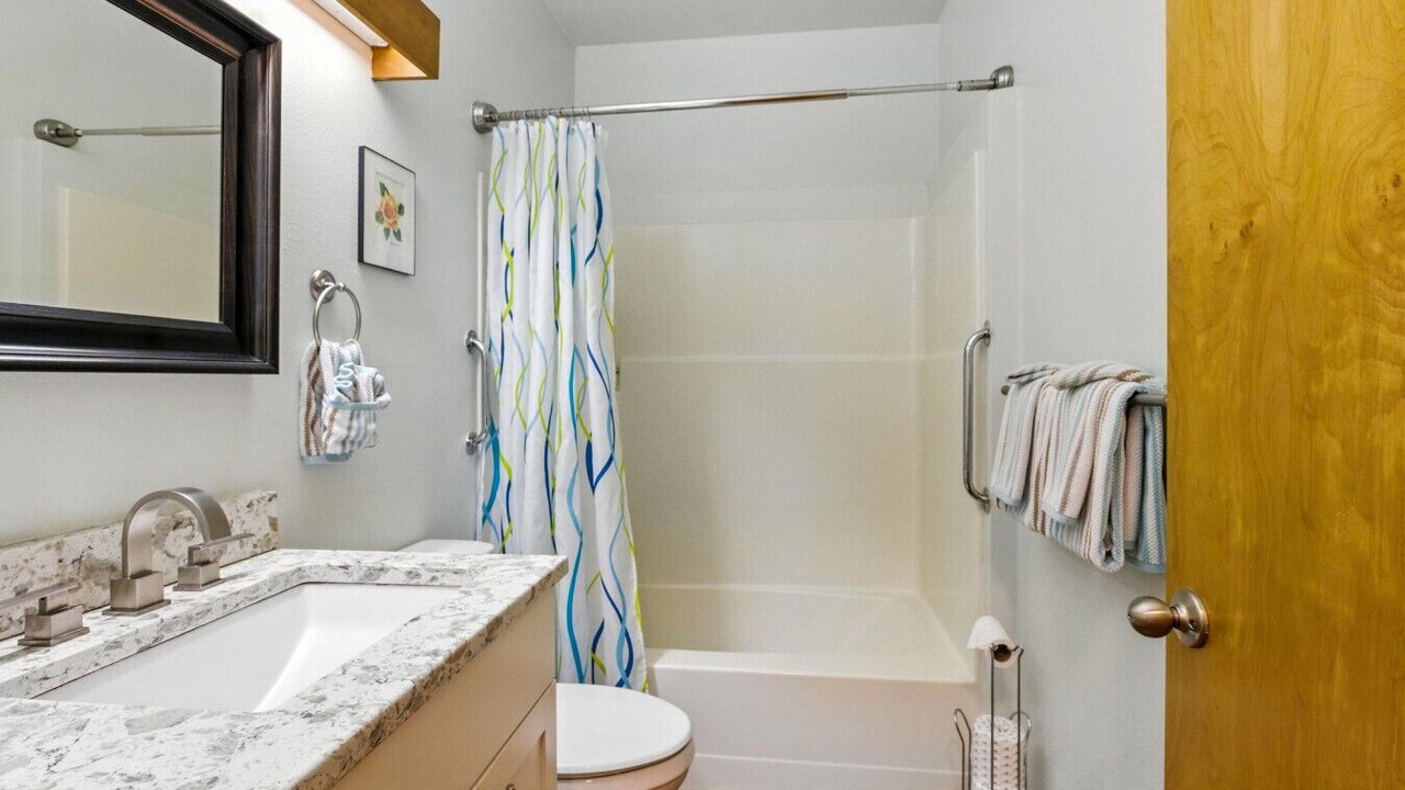 Photo of Bathroom in Rockaway Beach