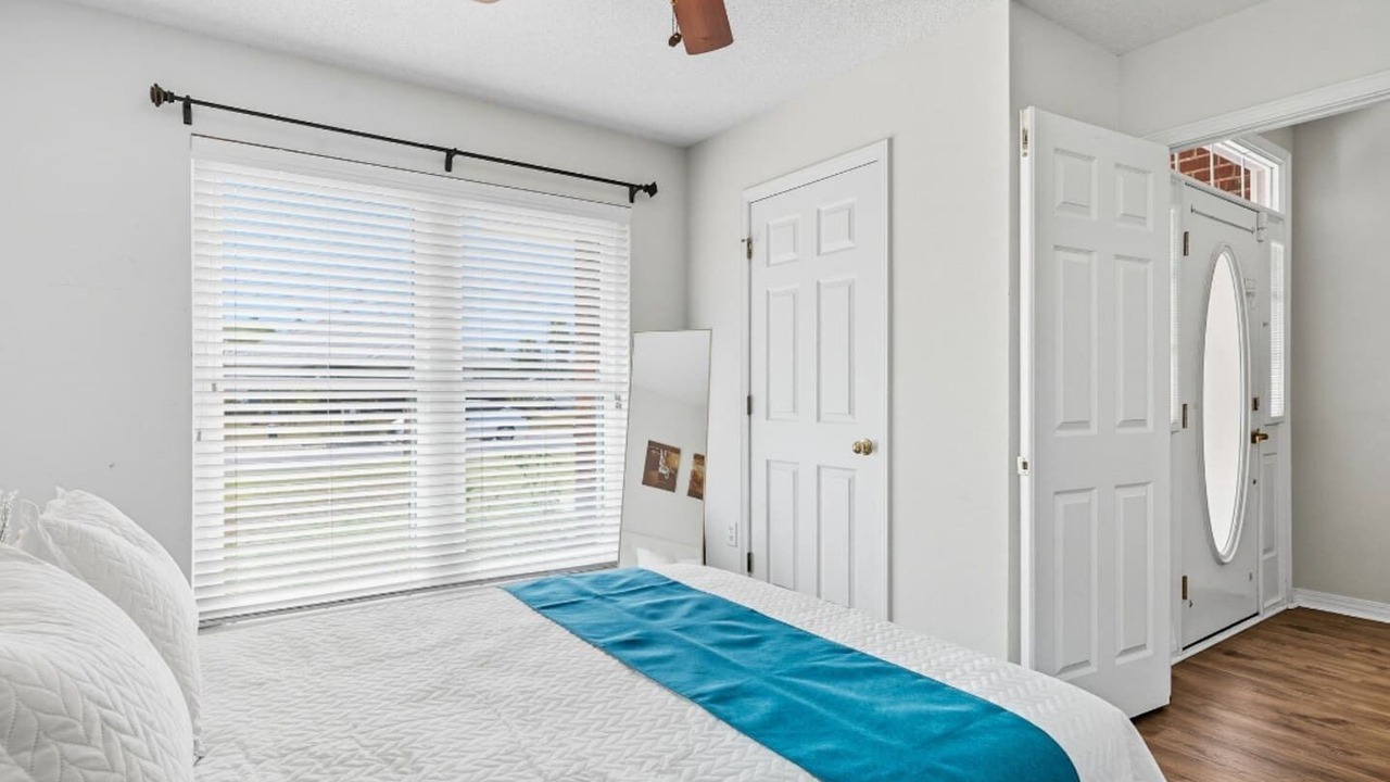 Photo of Bedroom in Milton