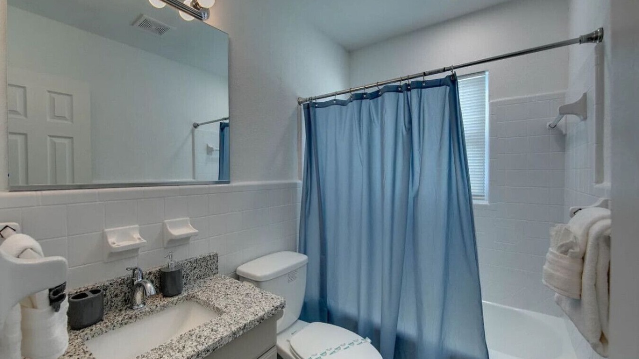 Photo of Bathroom in Palmetto