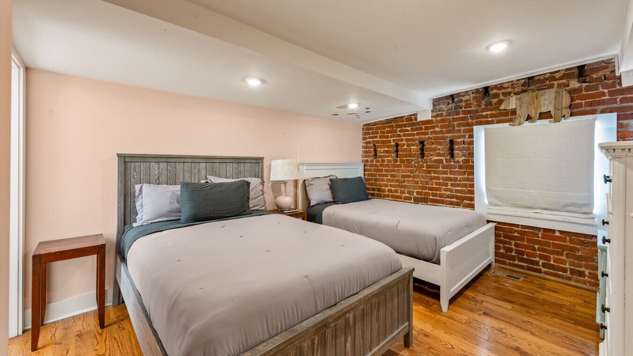 Photo of Bedroom in Old City