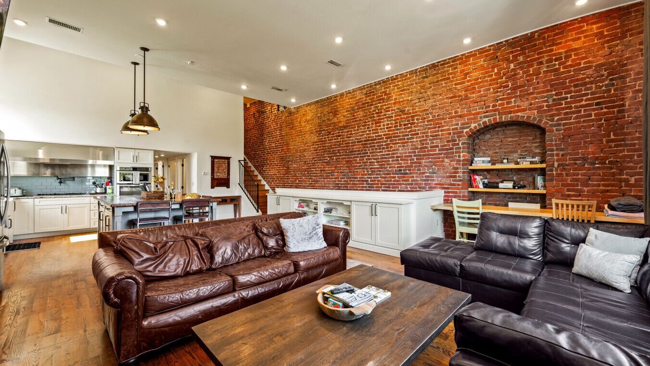 Photo of Livingroom in Old City