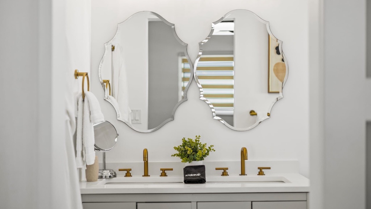 Photo of Bathroom in Venice Gardens