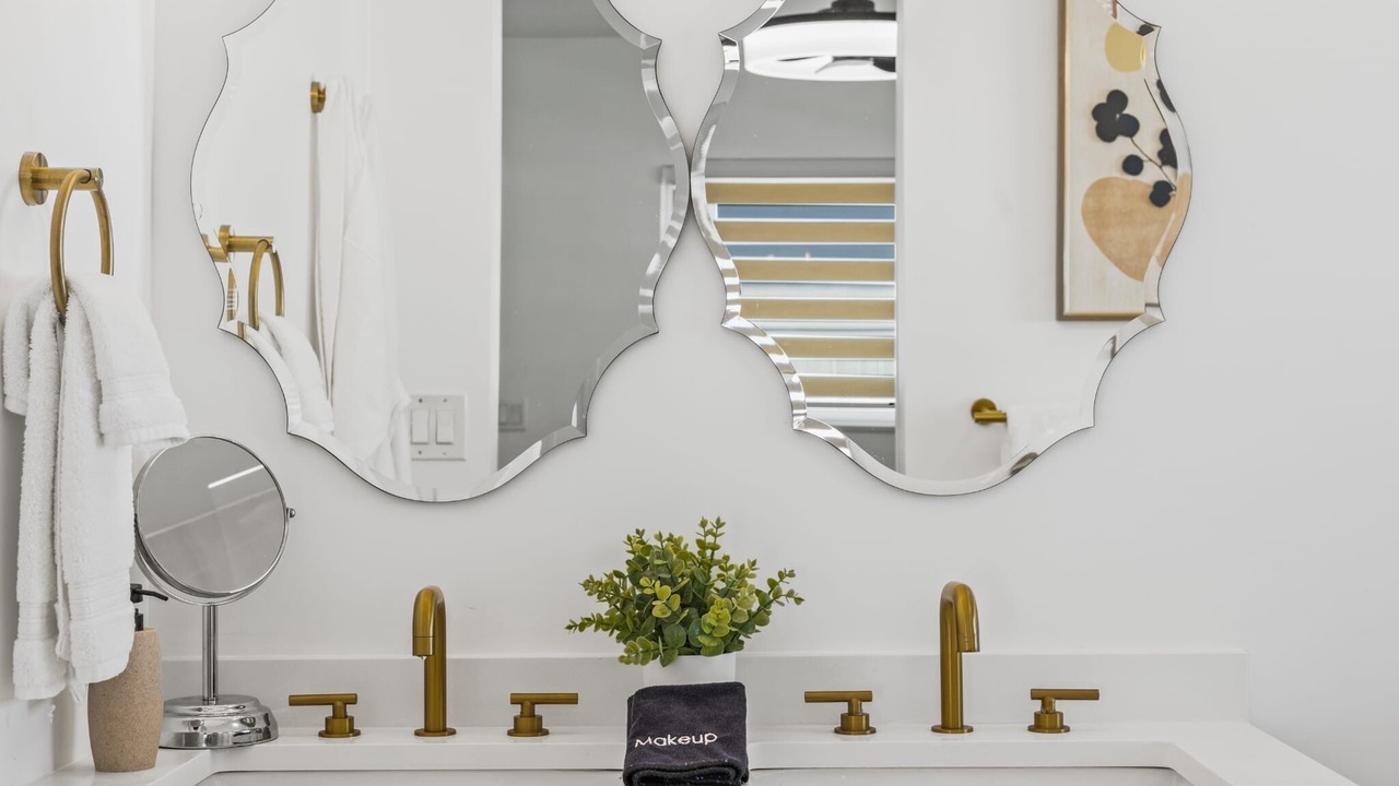 Photo of Bathroom in Venice Gardens