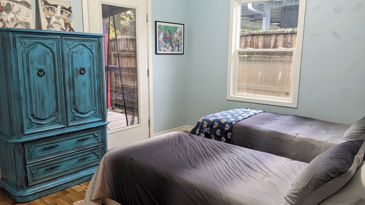 Photo of Bedroom in Roseburg