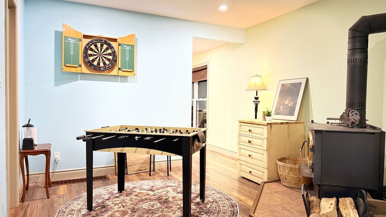 Photo of Bedroom in Colborne