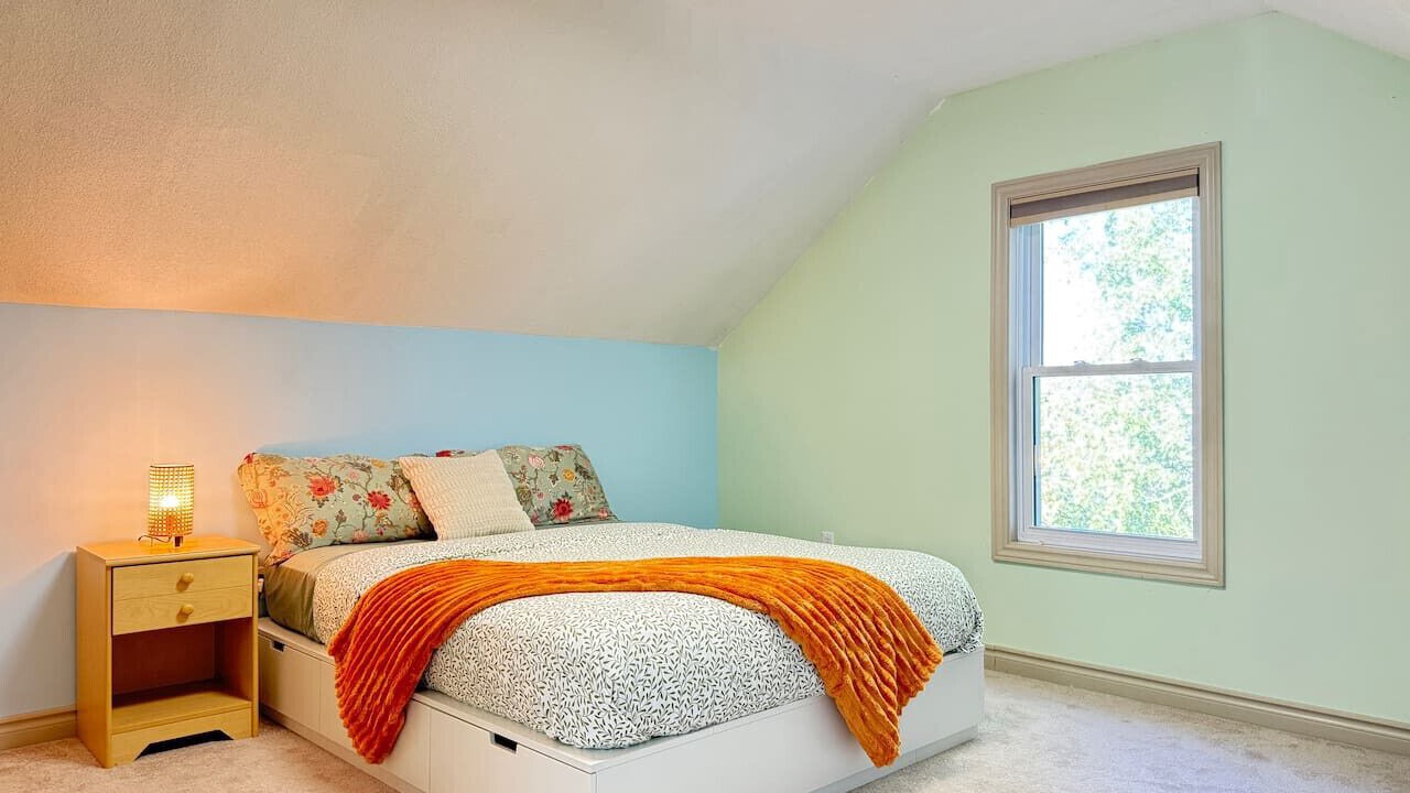 Photo of Bedroom in Colborne
