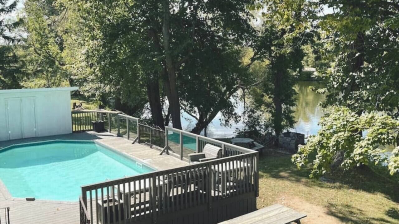 Photo of Outdoor in Tweed