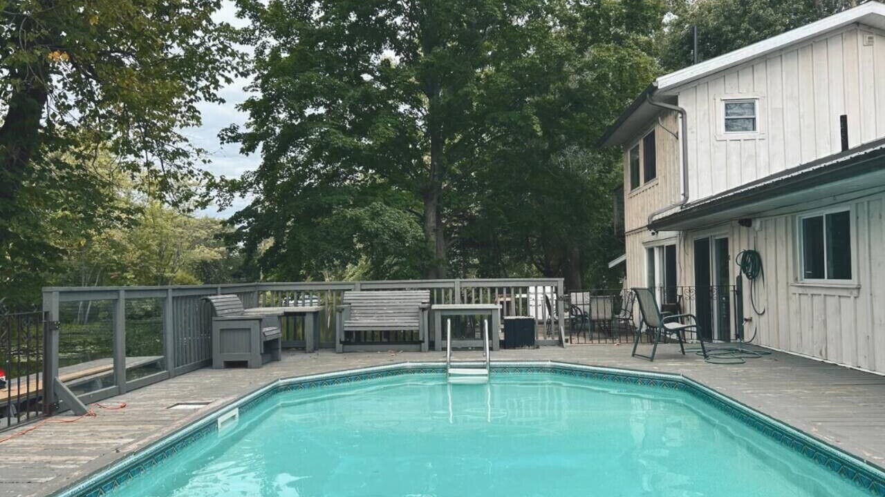 Photo of Outdoor in Tweed