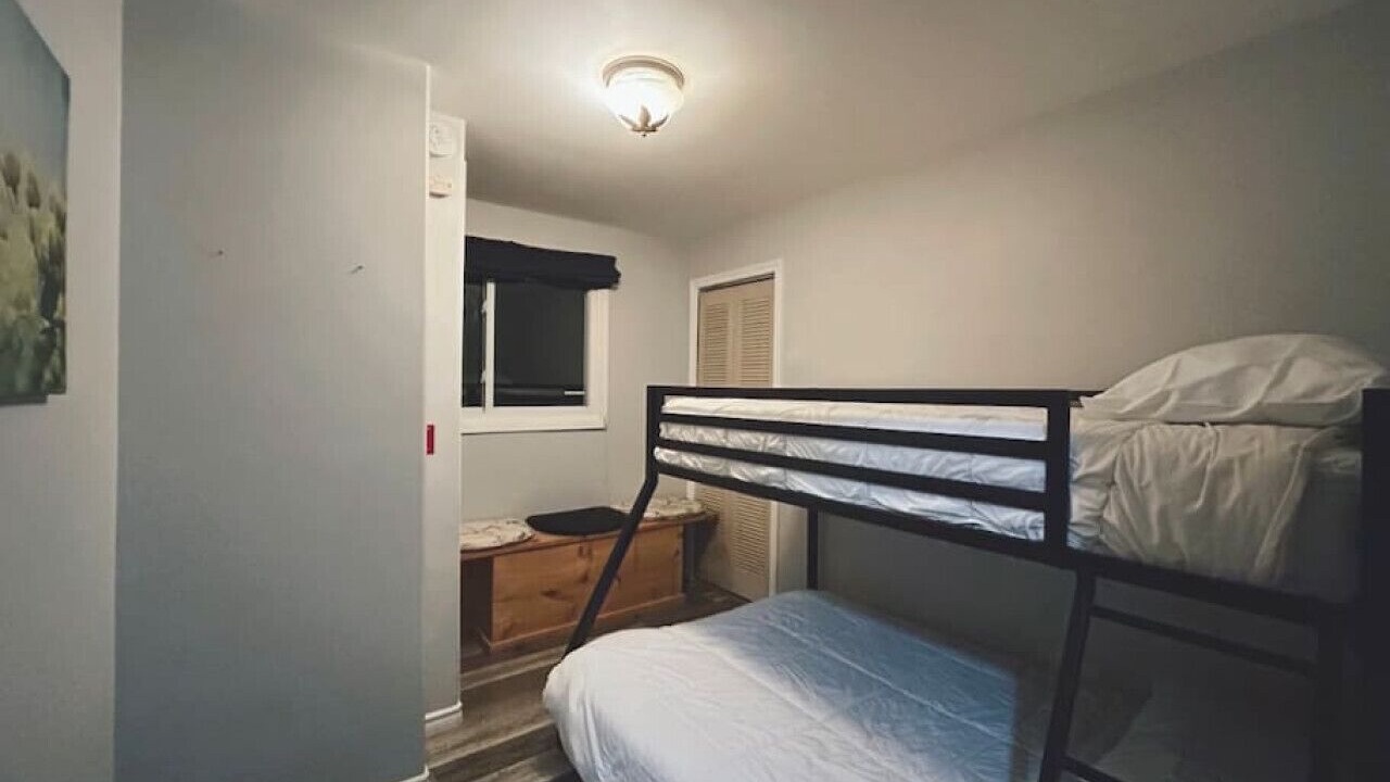 Photo of Bedroom in Tweed