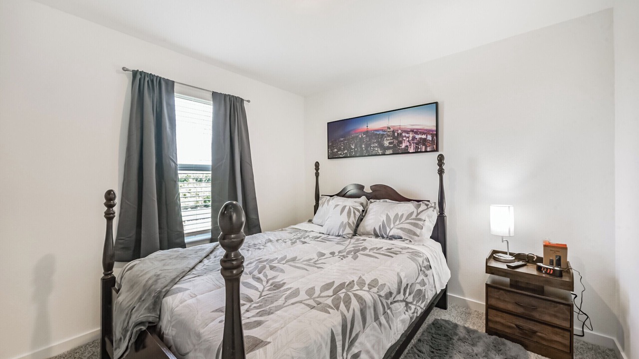 Photo of Bedroom in Southeast Houston