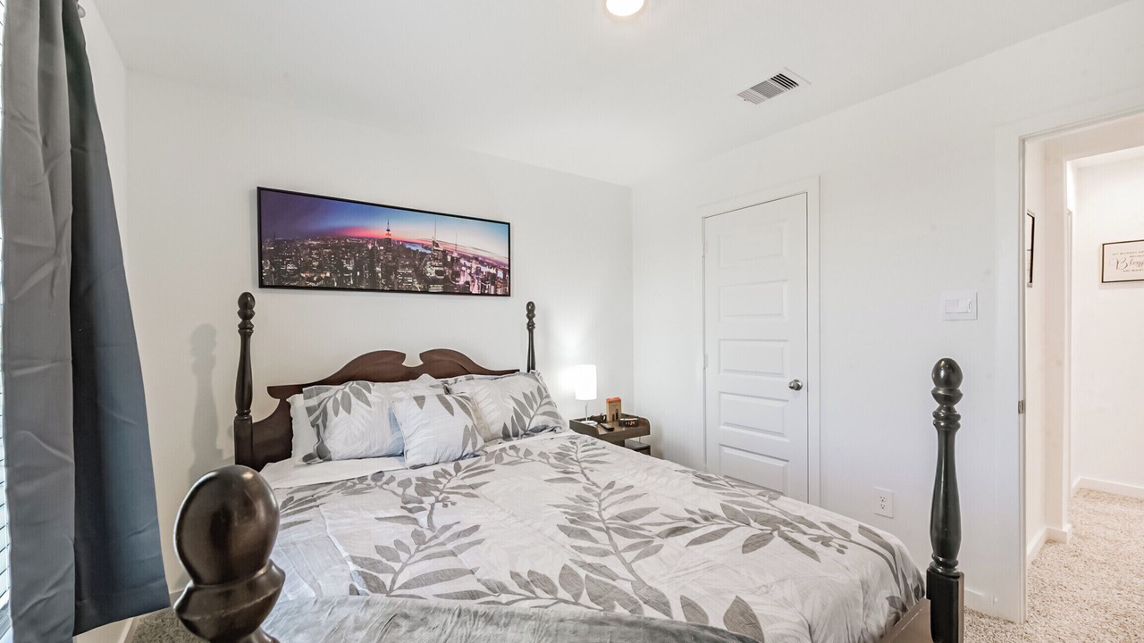 Photo of Bedroom in Southeast Houston