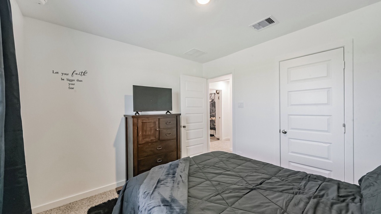 Photo of Bedroom in Southeast Houston